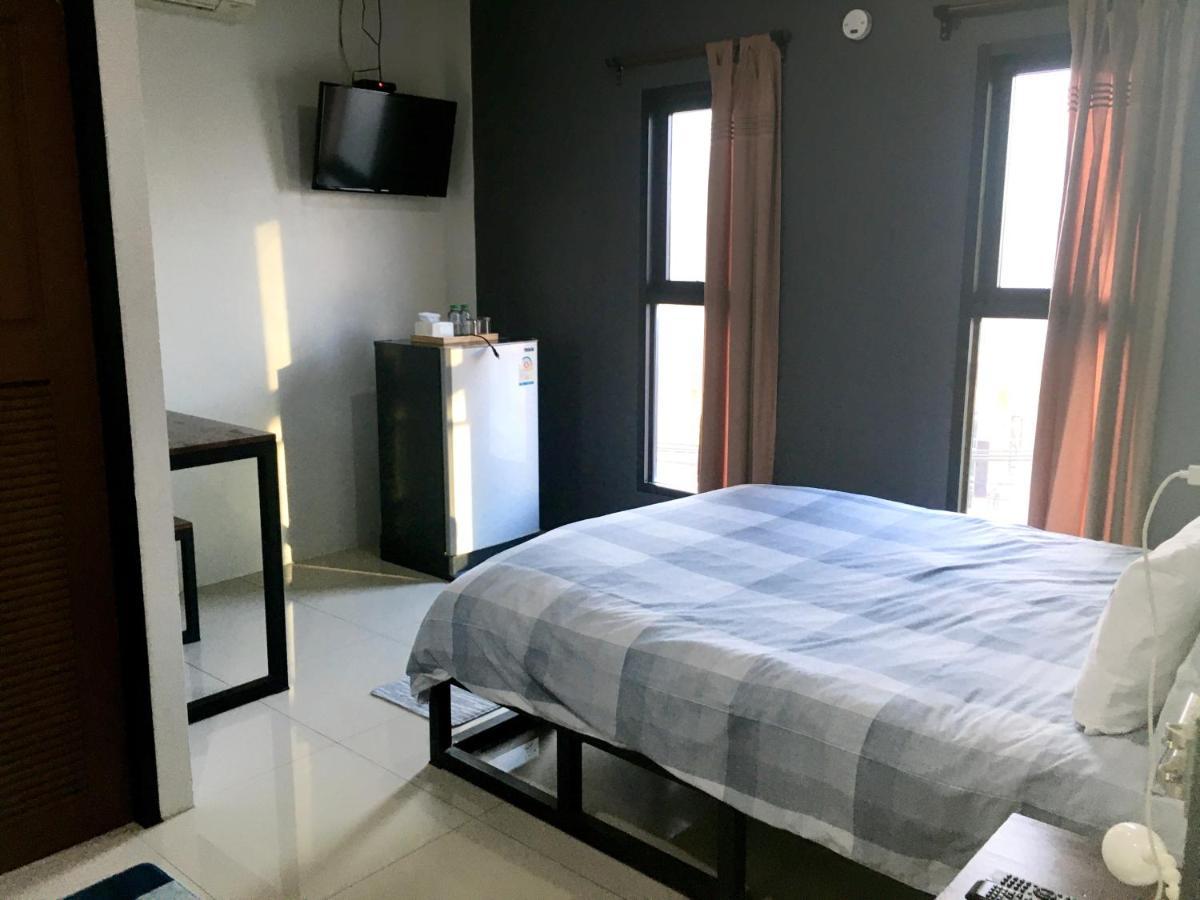 The Room Apartment Surat Thani Exteriör bild