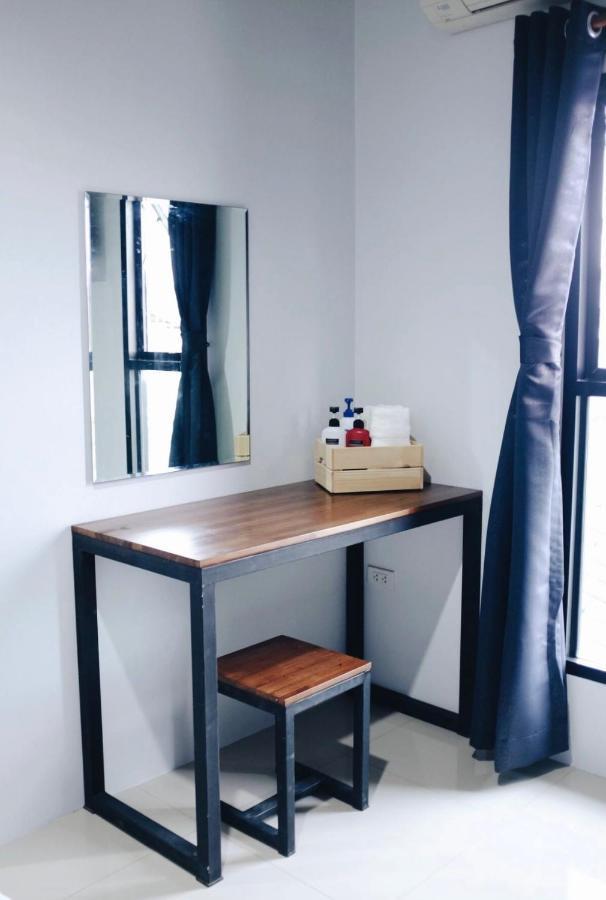 The Room Apartment Surat Thani Exteriör bild