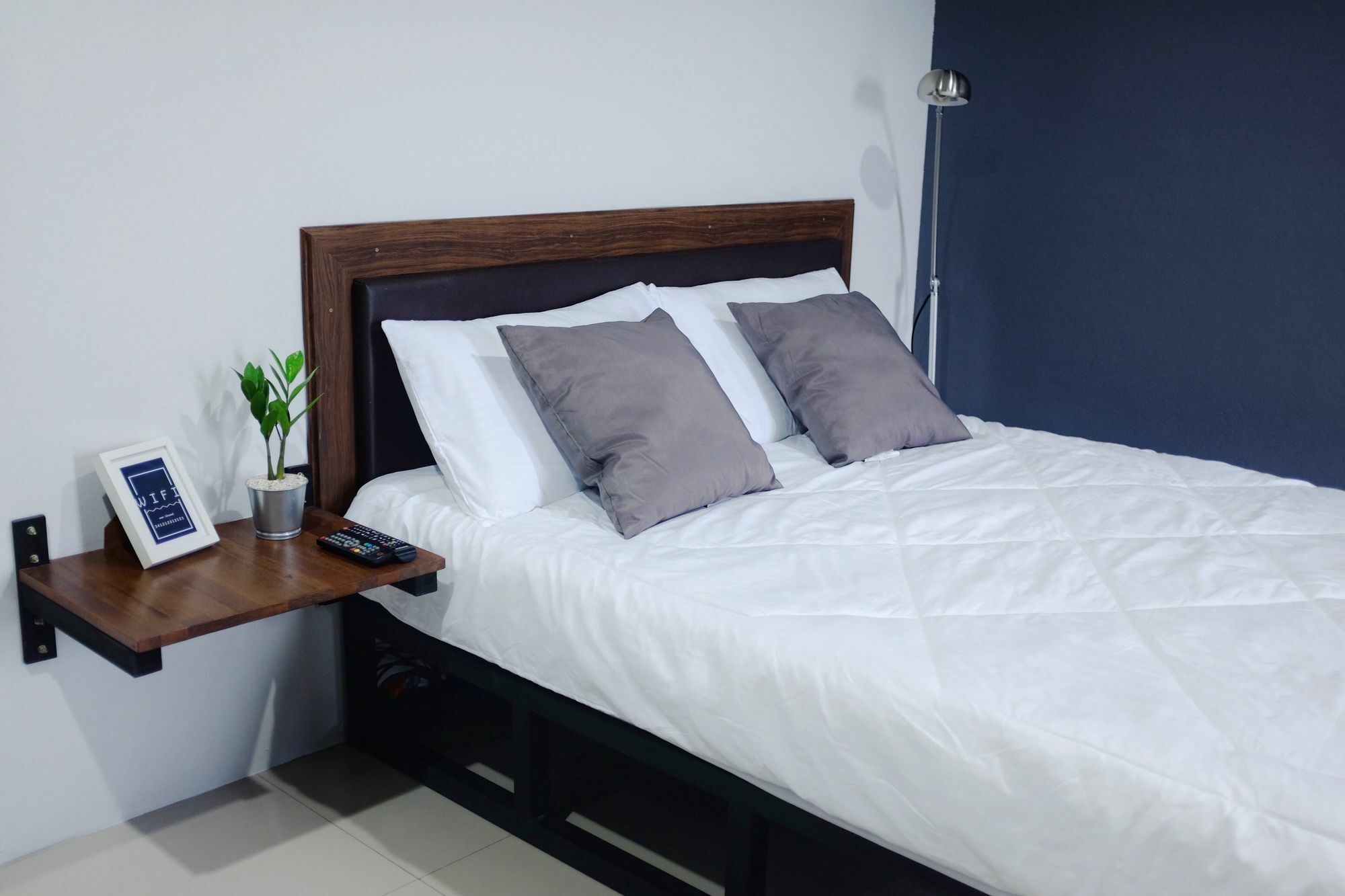 The Room Apartment Surat Thani Exteriör bild