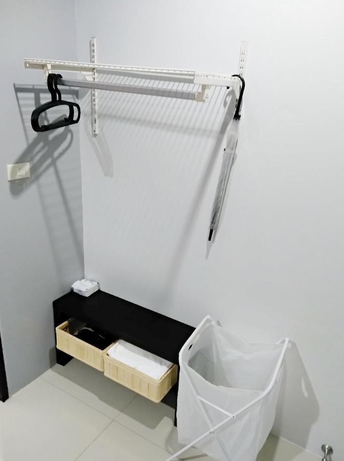 The Room Apartment Surat Thani Exteriör bild