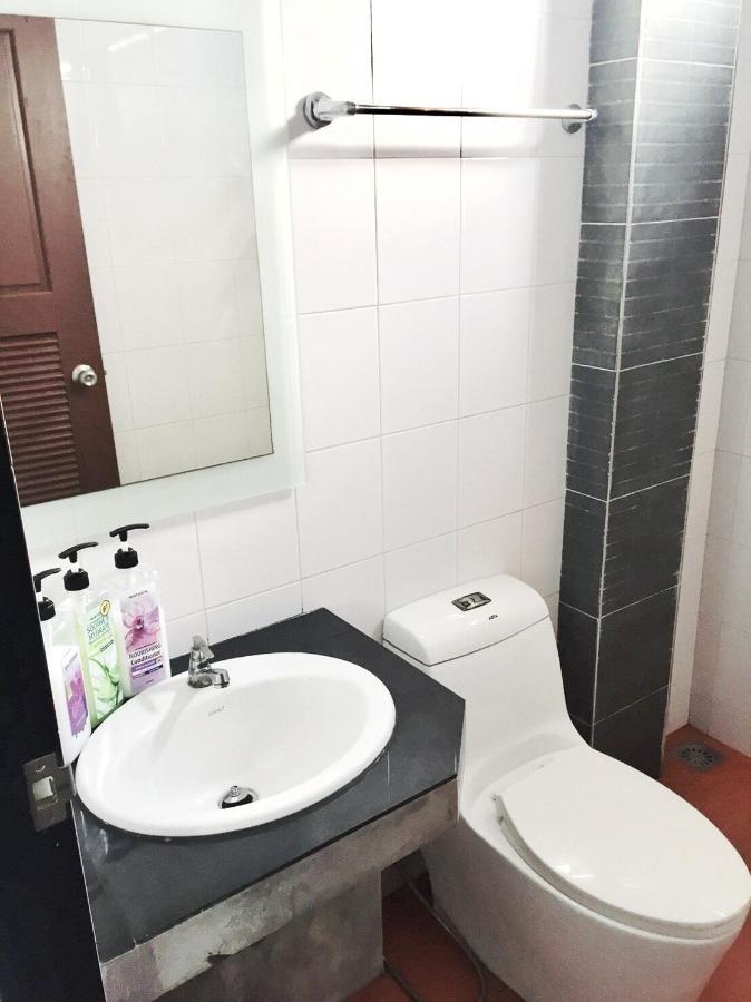 The Room Apartment Surat Thani Exteriör bild